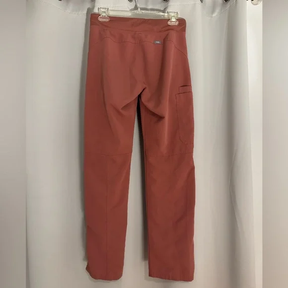 Figs Women's Scrub Pants in Mauve with Cream Drawstring - Picture 2 of 7